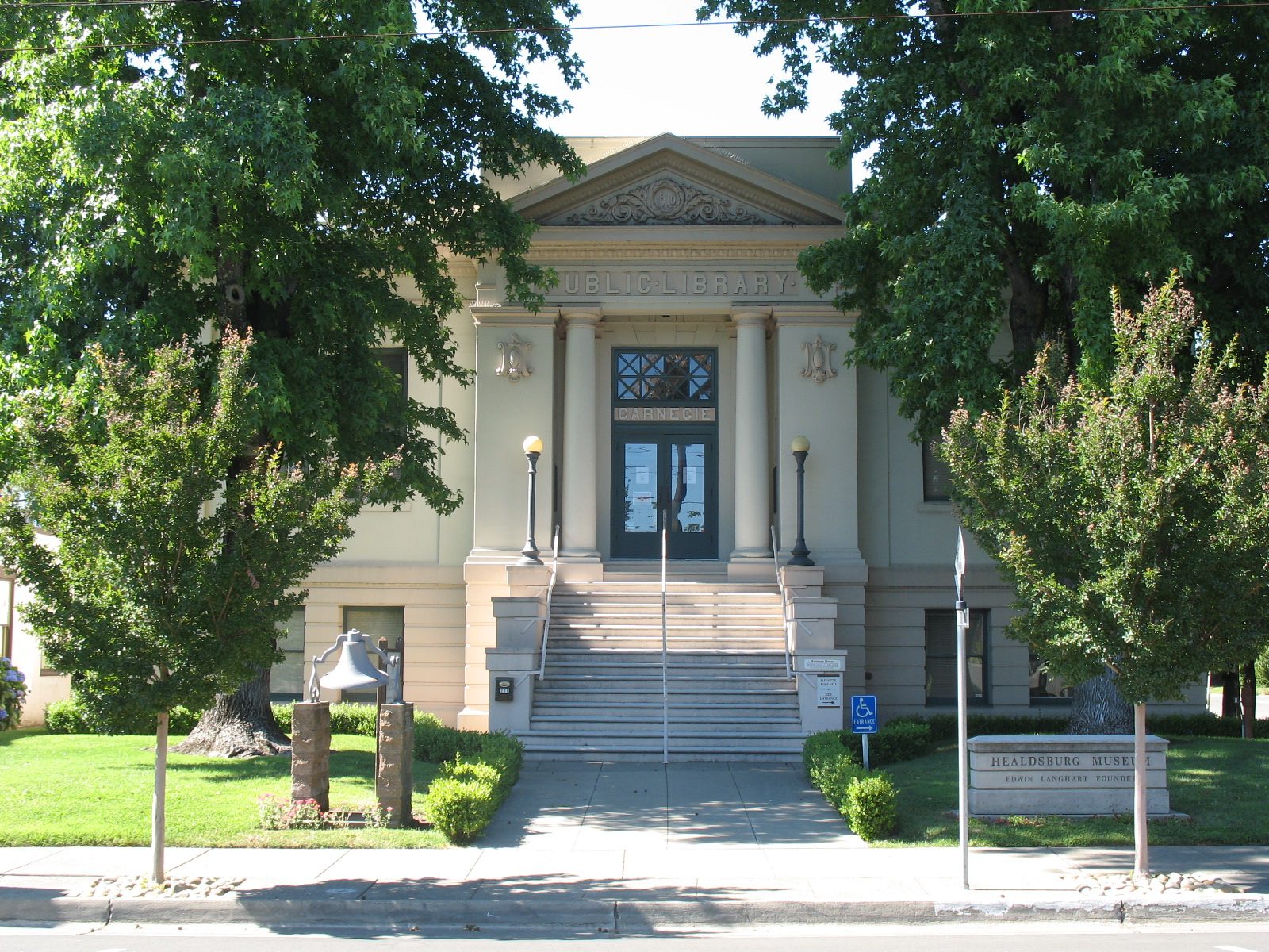 Movers in Healdsburg, CA
